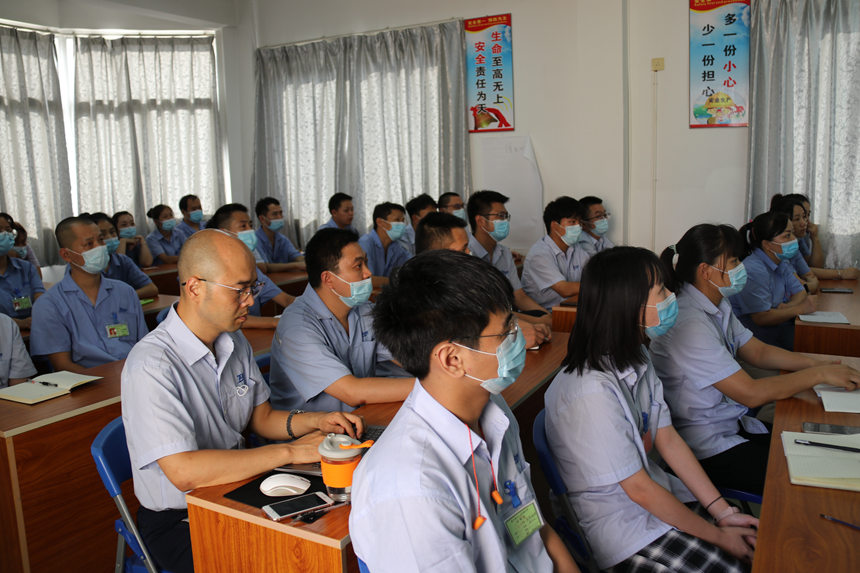 C7���ֹ���-�����ɼ��Ƿ�,����Ʒ�Ƶ�ʵ��