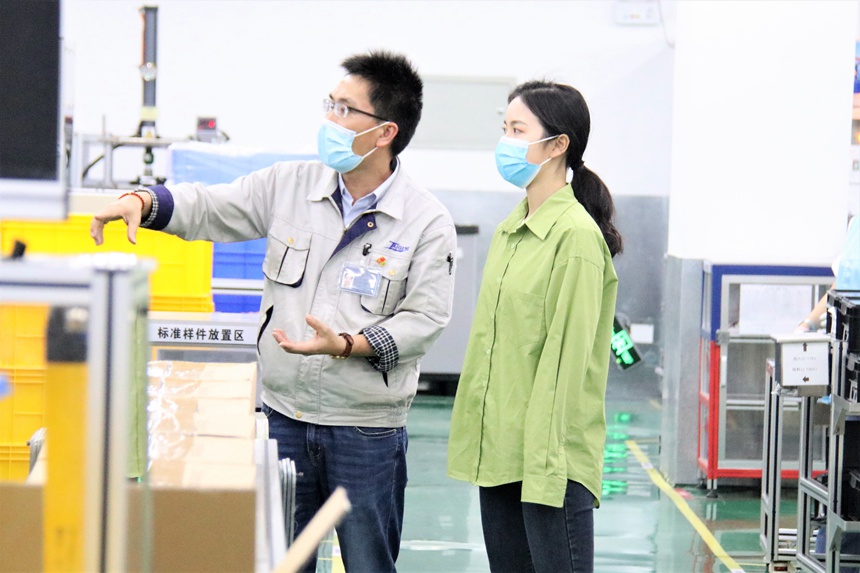 C7���ֹ���-�����ɼ��Ƿ�,����Ʒ�Ƶ�ʵ��