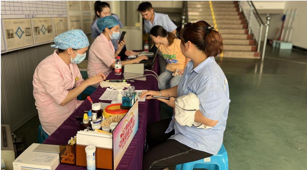 C7���ֹ���-�����ɼ��Ƿ�,����Ʒ�Ƶ�ʵ��