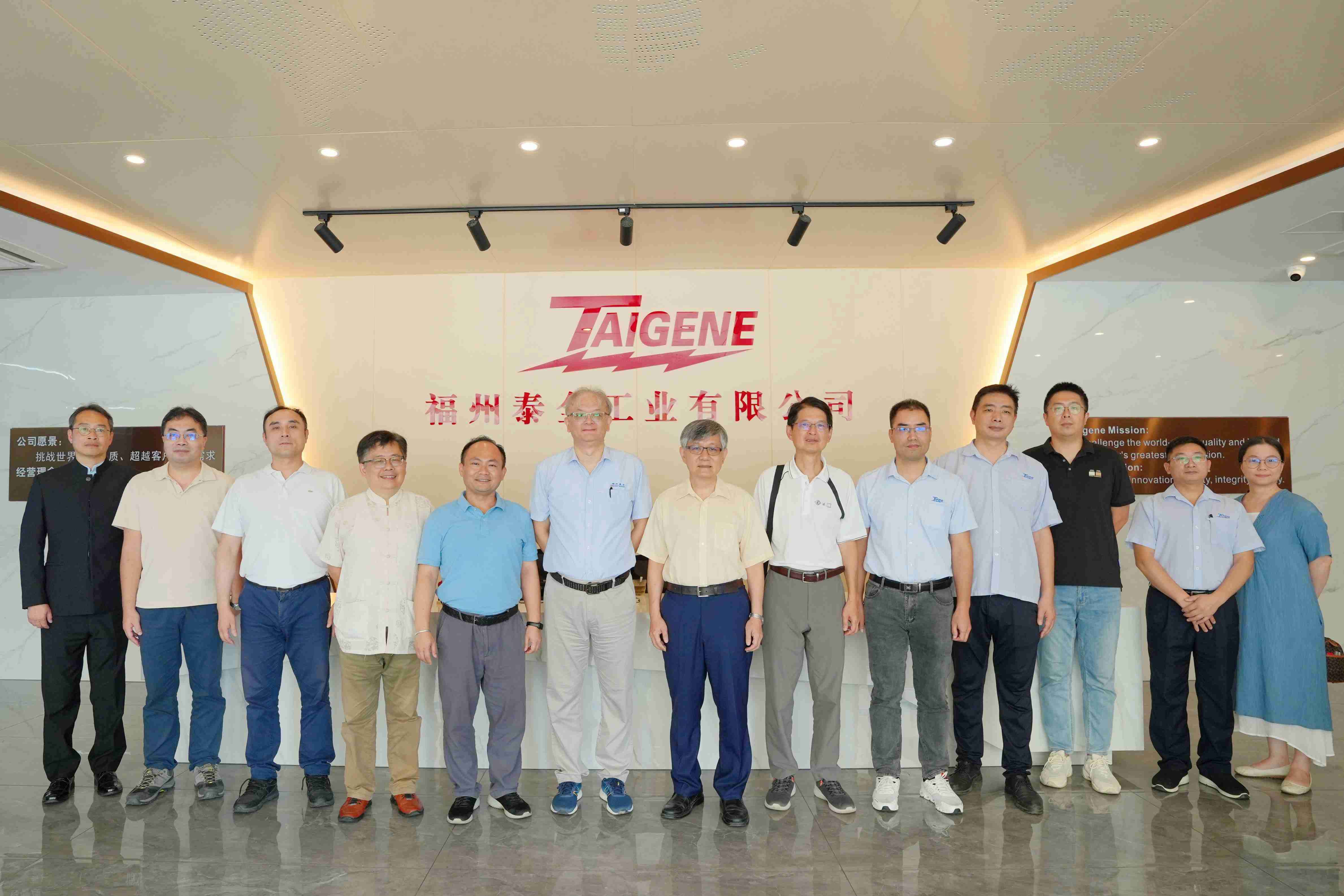 C7���ֹ���-�����ɼ��Ƿ�,����Ʒ�Ƶ�ʵ��